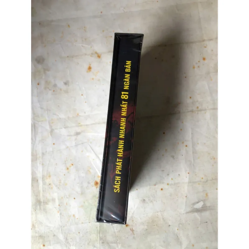 Mưa Đỏ - Ấn Bản Bìa Cứng - Kèm Hộp + Chữ Ký Scan | Chu Lai 745459