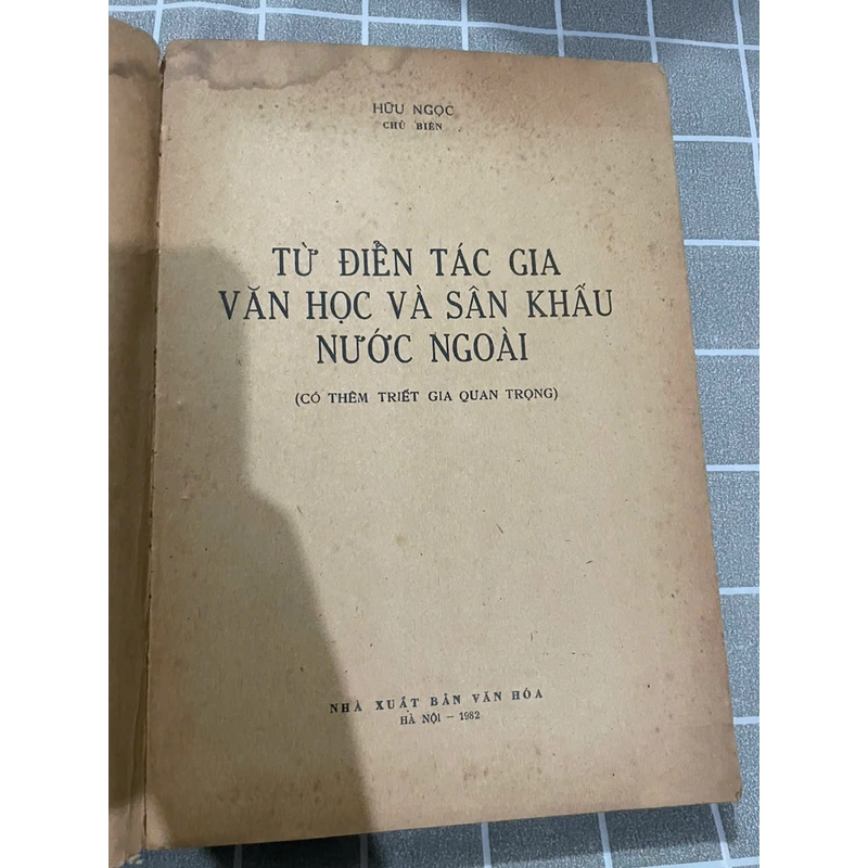 TỪ ĐIỂN TÁC GIA VĂN HỌC VÀ SÂN KHẤU NƯỚC NGOÀI - HỮU NGỌC (SÁCH KHỔ LỚN) 452482
