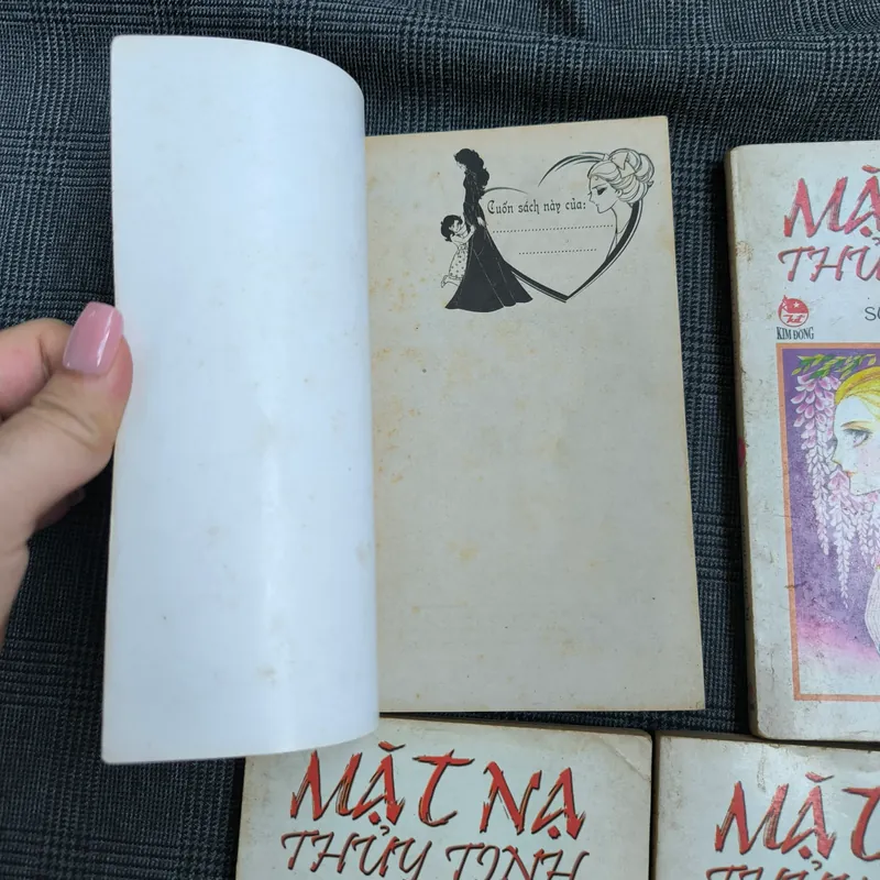 Mặt nạ Thủy Tinh (Tập 1 2 3 4) 592427