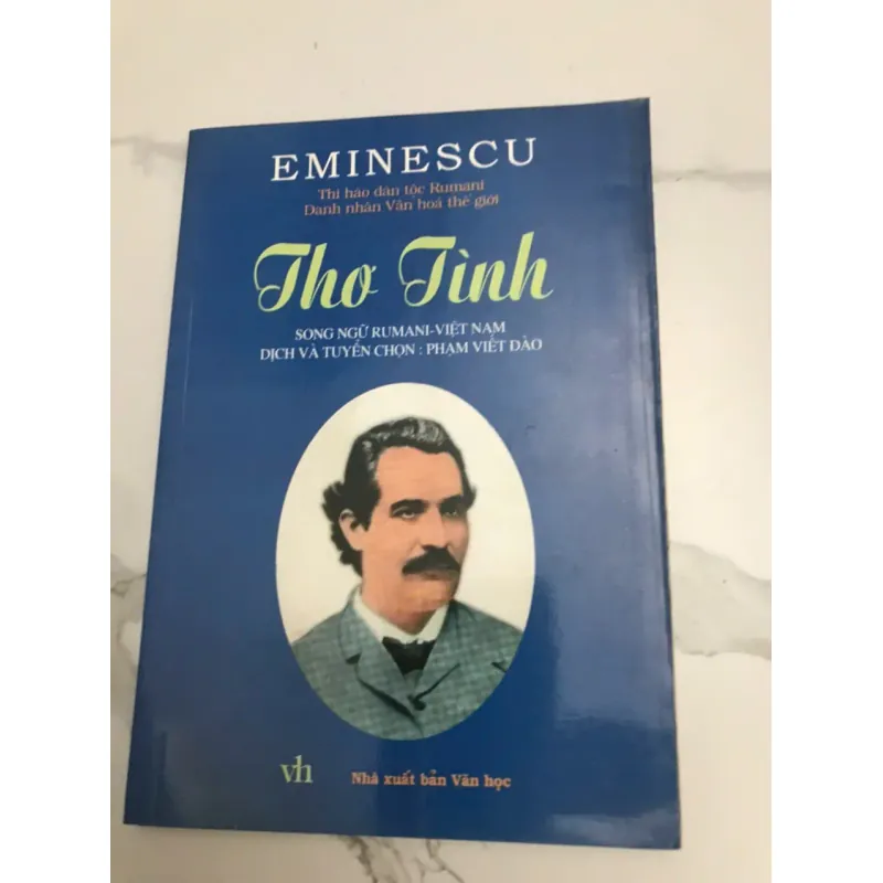 Thơ Tình (Song ngữ Rumani - Việt Nam) 600158
