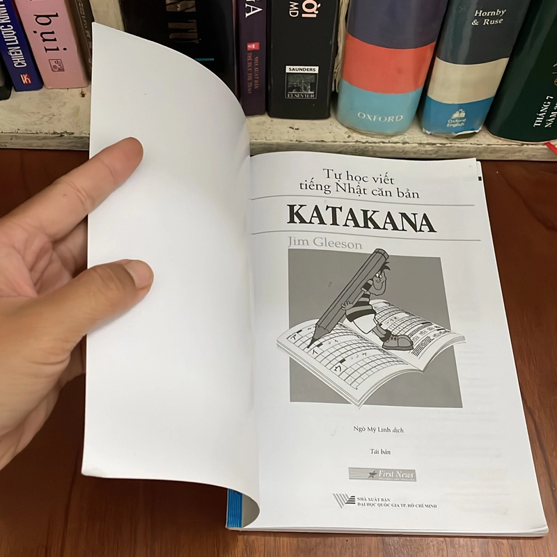 [Sách Chưa Sử Dụng] - Tự Học Viết Tiếng Nhật Căn Bản _ KATAKANA - Jim Gleeson - 2022 545077