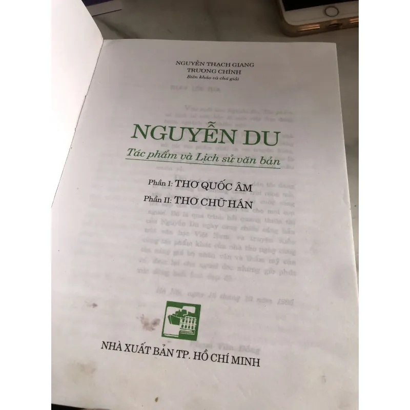 Nguyễn Du tác phẩm và lịch sử Văn Bản - Nguyễn Thạch Giang  1035728