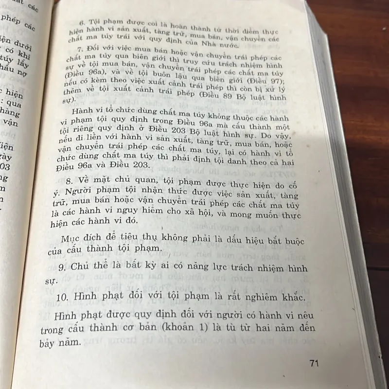 [luật- chính trị] Bình luận khoa học bộ luật hình sự 1985 932184