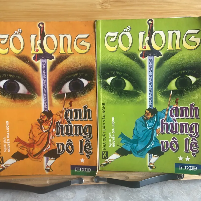 Anh Hùng Vô Lệ Cổ Long  688404