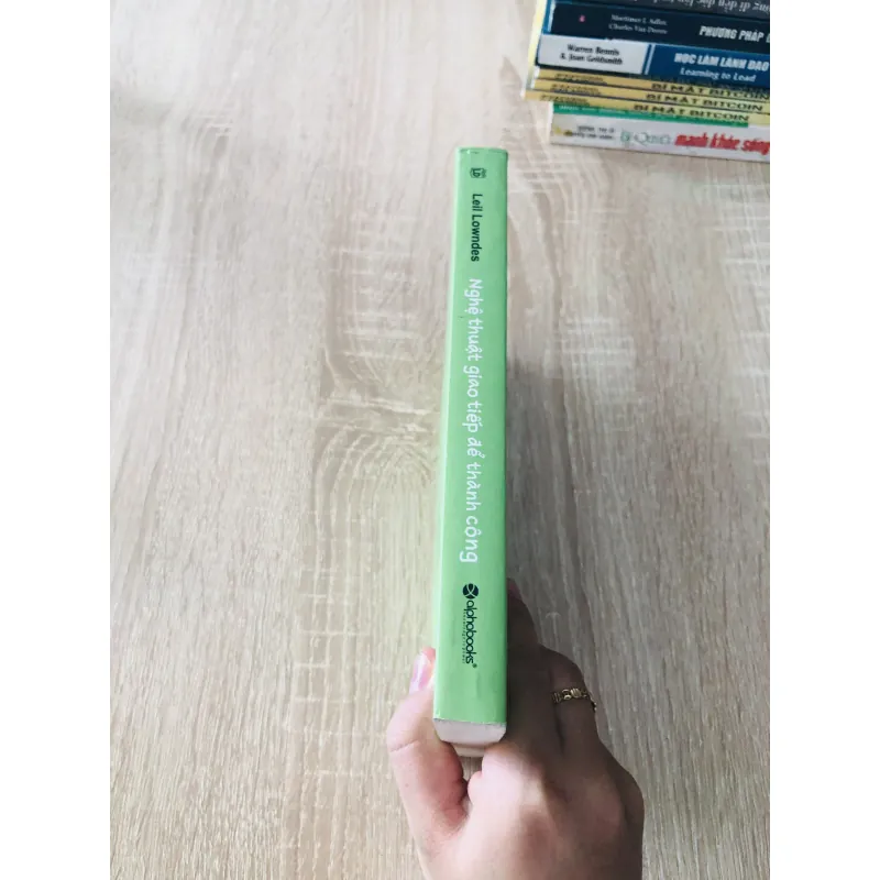 NGHỆ THUẬT GIAO TIẾP ĐỂ THÀNH CÔNG - 92 thủ thuật  1022380