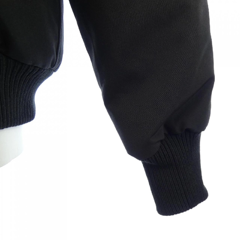 Áo khoác lông vũ CANADA GOOSE 2050W 631626