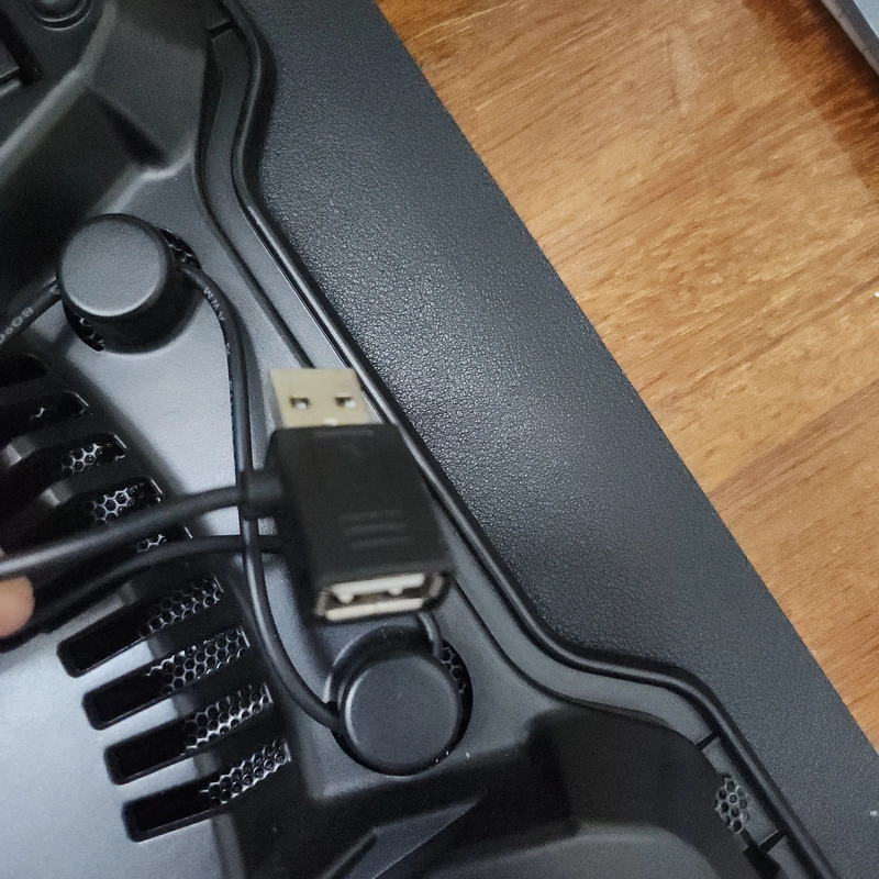  Đế Tản Nhiệt Cooler Master X-Slim

 366668