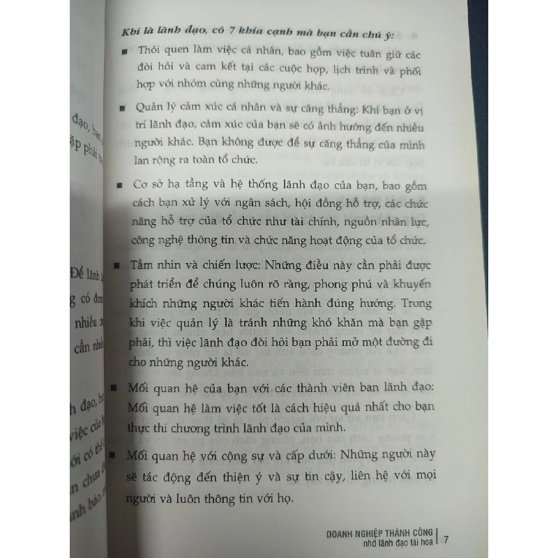 Doanh nghiệp thành công nhờ lãnh đạo tài hoa - Nhóm sức sống mới 2008 mới 70% ố vàng HCM0305 marketing kinh doanh 914047