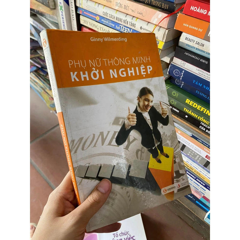 Sách Phụ nữ thông minh khởi nghiệp 310548