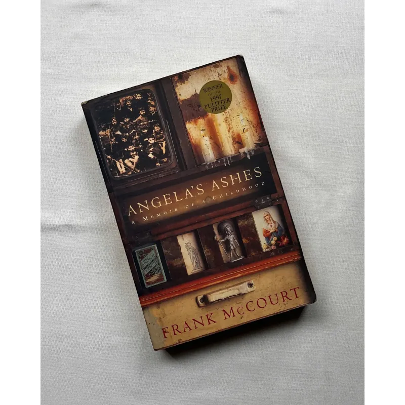 Angela's Ashes - Frank McCourt  932581