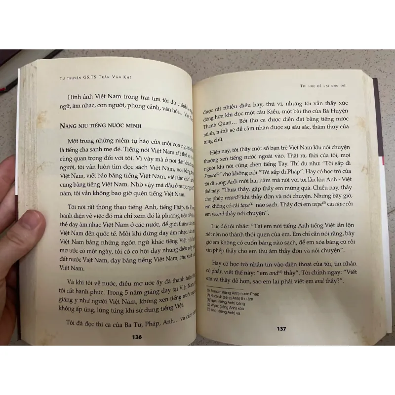 Trí huệ để lại cho đời – Tự truyện GS. Trần Văn Khê 1000966