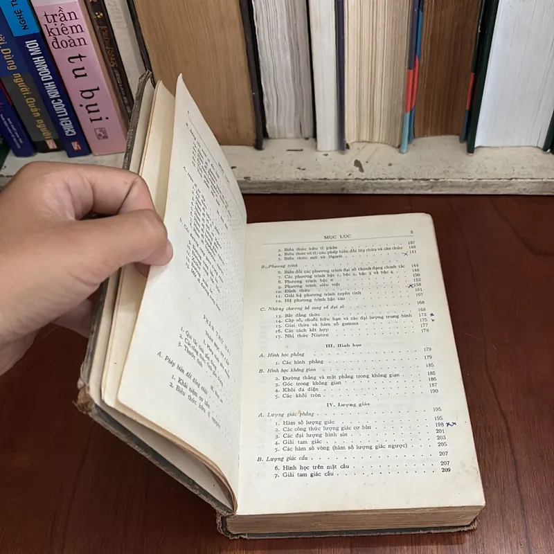 II Toán Học: Sổ Tay Toán Học _ Dành Cho Các Kỹ Sư Và Học Viên Trường Cao Đẳng Kỹ Thuật 591130