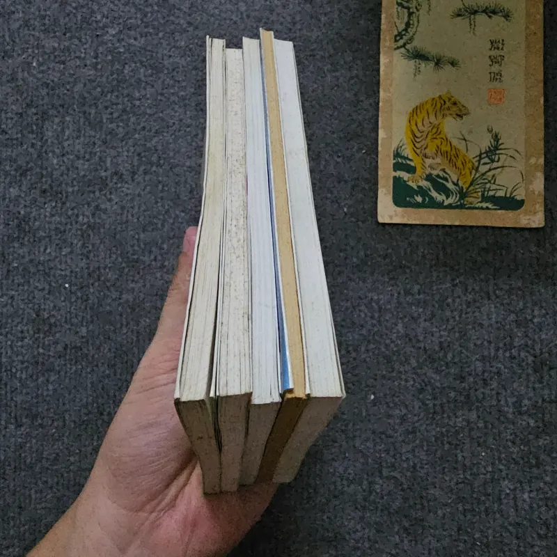 Thơ Xuân quỳnh - truyện kiều - thơ tản đà - nguyễn công trứ - đông hồ - phạm thiên thư 755414