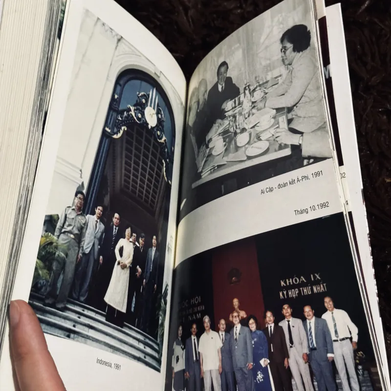 Gia đình, bạn bè và đất nước 975537