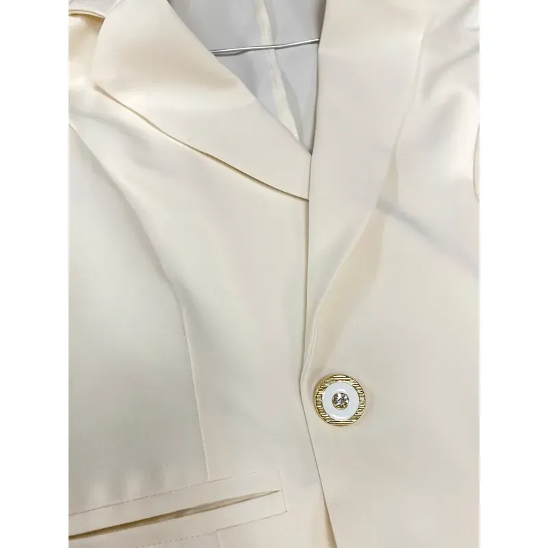 MỚI 95%***ÁO BLAZER NỮ MÀU TRẮNG BE/TRẮNG NGÀ- TAY LỬNG- *SIZE M* 591541