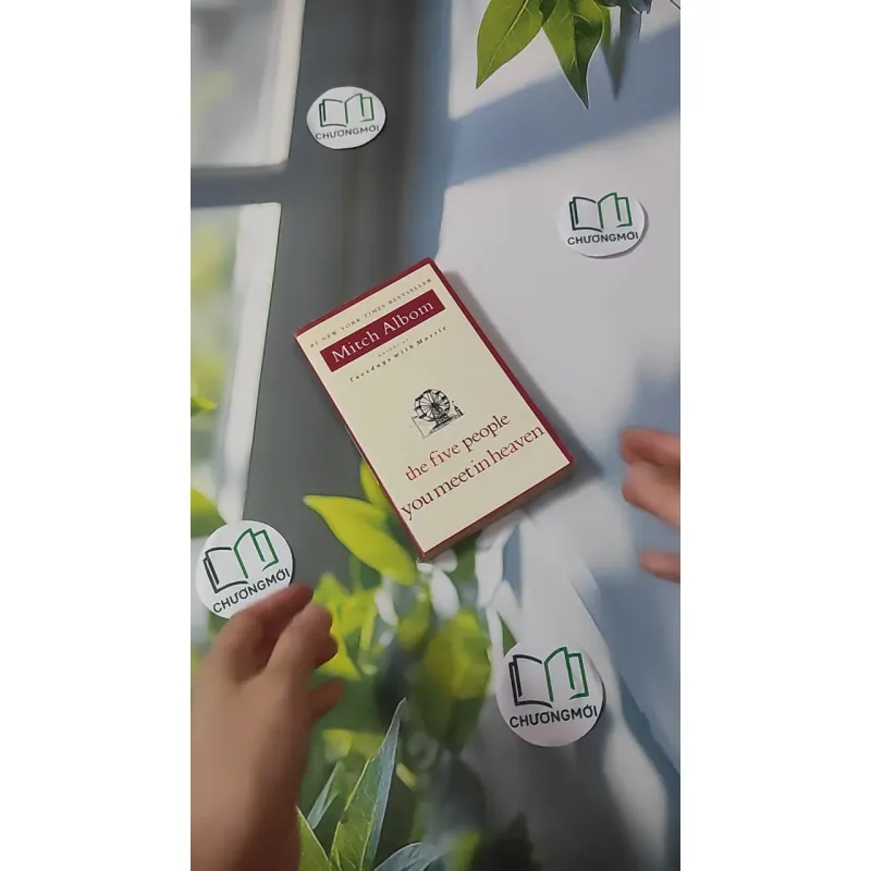 [MIỄN PHÍ BỌC SÁCH] The Five People You Meet in Heaven - Mitch Albom 1027603