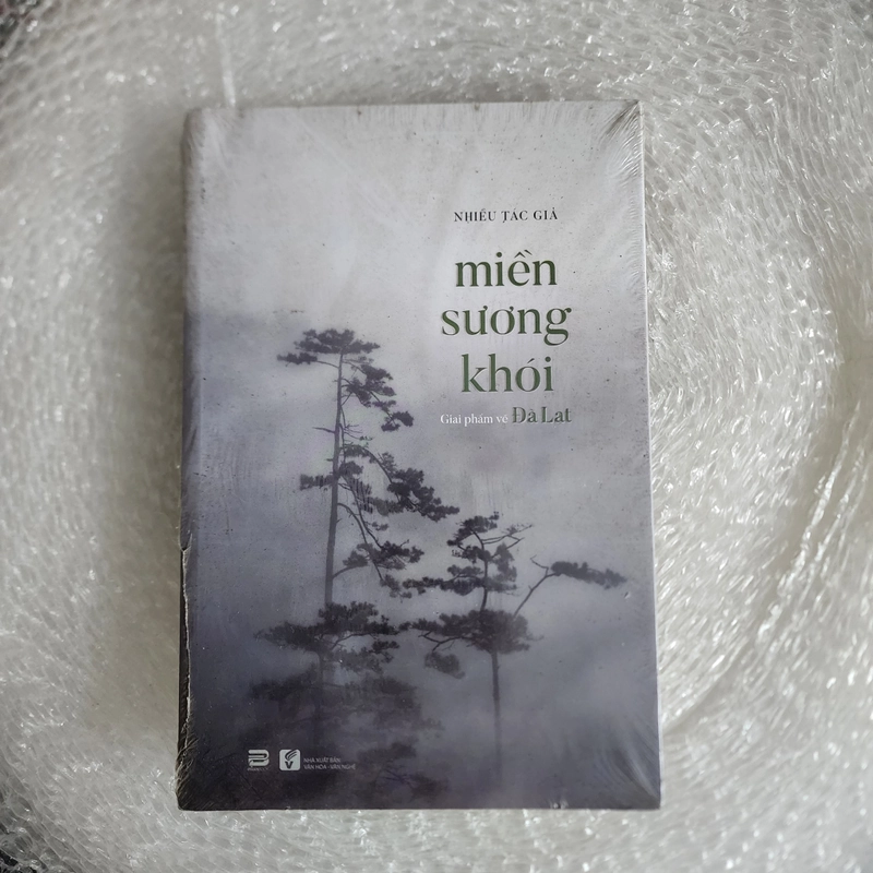Miền sương khói - giai phẩm về Đà Lạt 418342