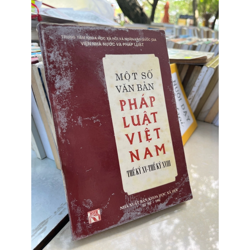 Một số văn bản pháp luật Việt Nam TK XV- TK XVIII 318630