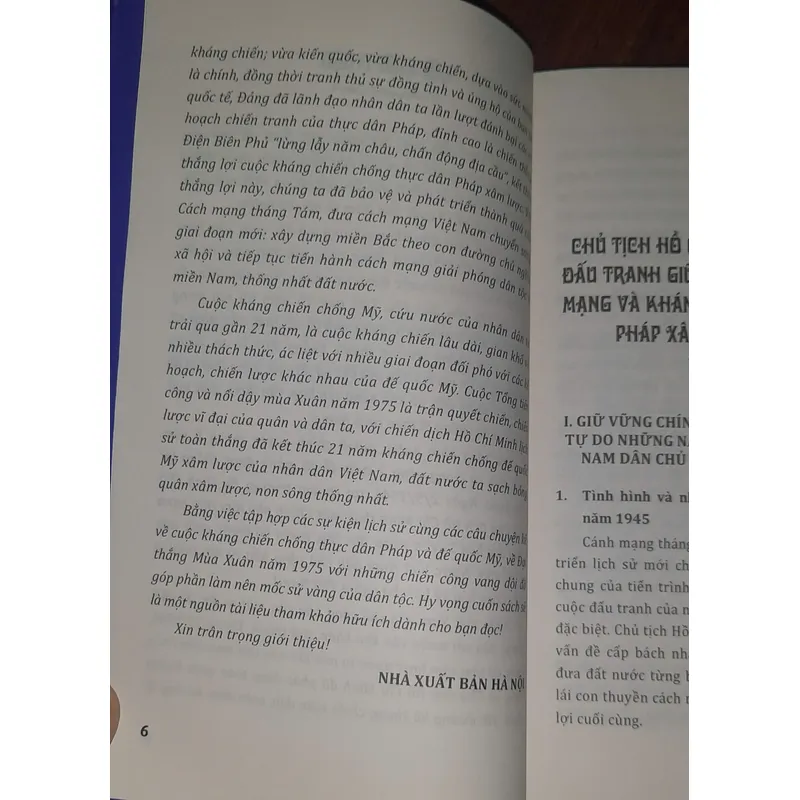 Sách: Từ Cách mạng tháng 8 đến chiến dịch Hồ Chí Minh 1975 694056