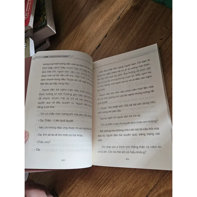 Liên - Người được chọn
(có chữ ký tác giả) 757058