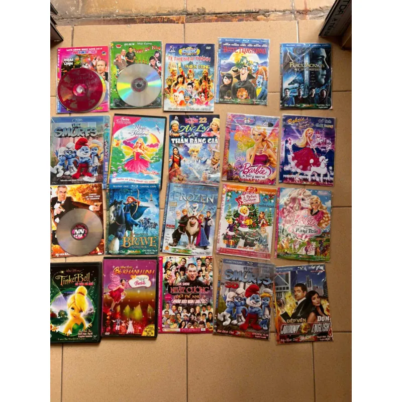 Đĩa DVD v CD 589905