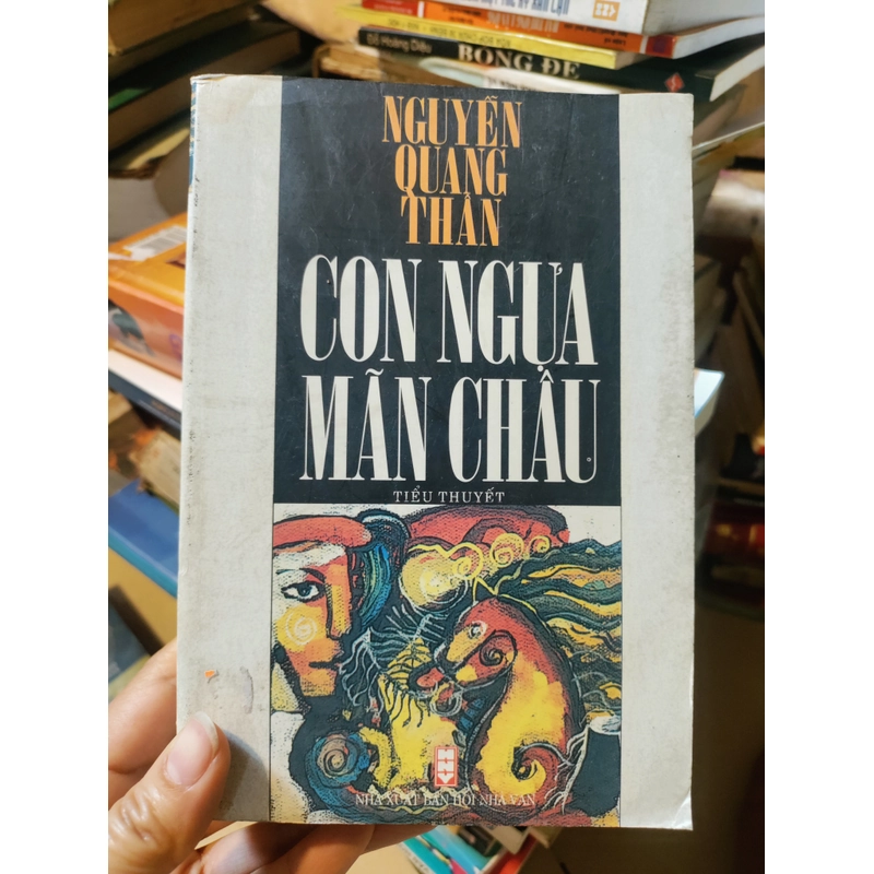 Tiểu thuyết con ngựa Mãn Châu  466570