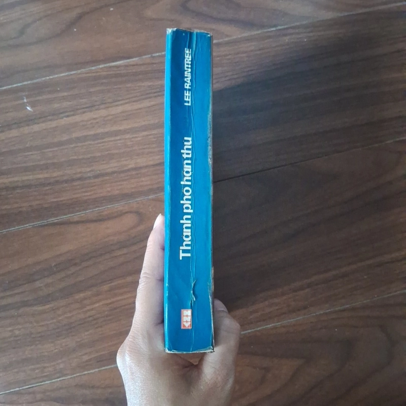 Thành phố hận thù 524636
