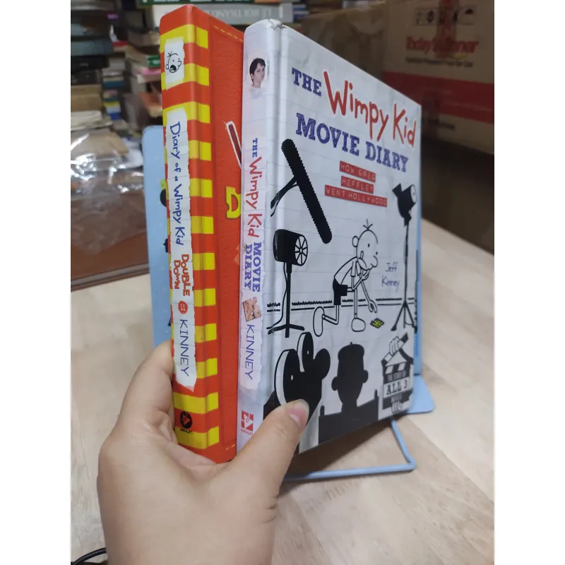 Sách ngoại văn: Combo 2 cuốn Diary Of A Wimpy Kid 972705