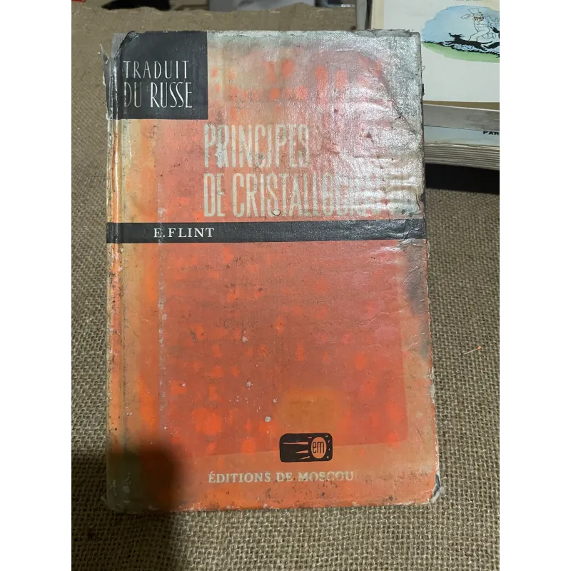 TRADUIT DU RUSSE - PRINCIPEN DE CRISIALE - E.FLINT - ÉDITIONS DE. MOSCOU- 570368