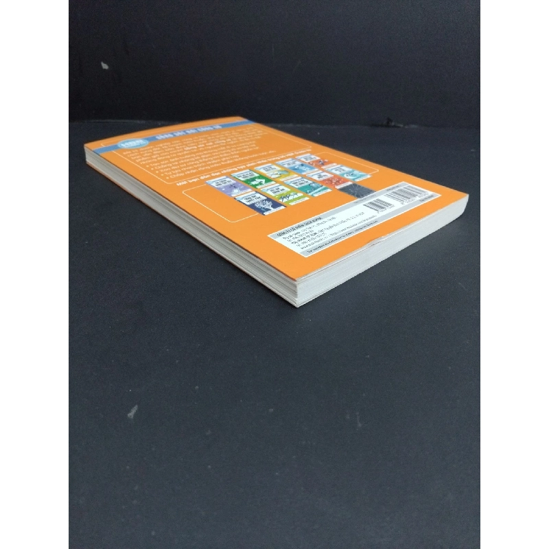 Sống sót nơi công sở Karen Dillon mới 90% ố nhẹ 2017 HCM1511 917396