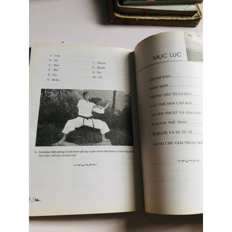 📚 SÁCH VỀ KARATE  🥋 542429
