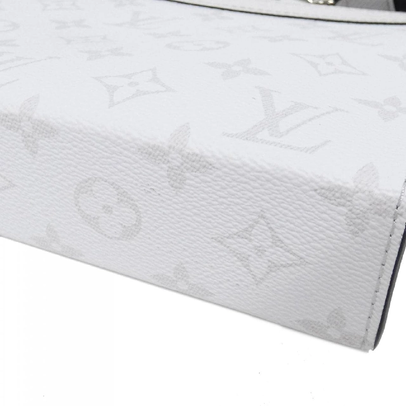 Túi đeo vai Louis Vuitton Taigarama Gaston Wearable Wallet M30935 - Hàng hiệu Authentic 767423