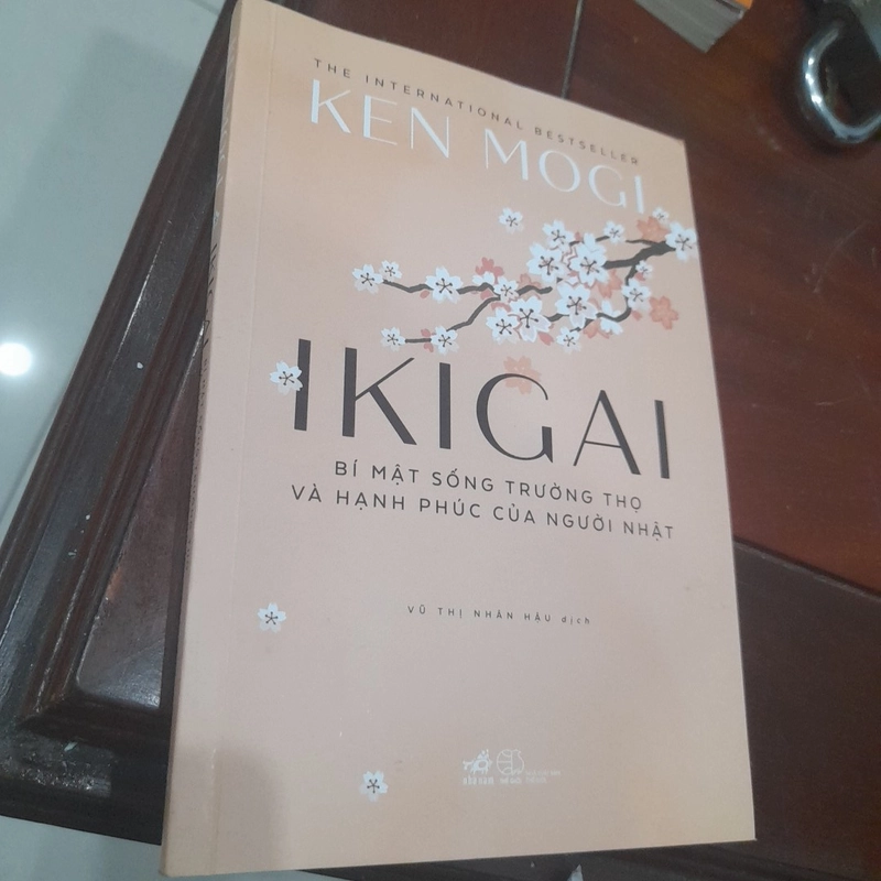 IKIGAI - Bí mật sống trường thọ và hạnh phúc của người Nhật 275112