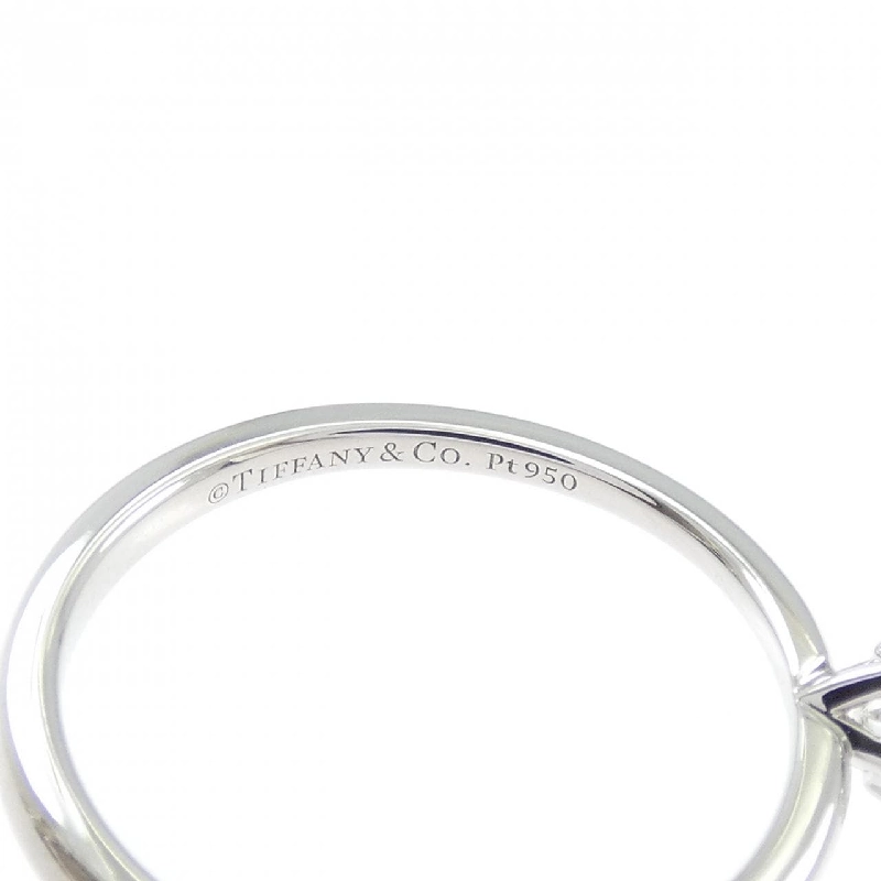 Nhẫn Tiffany True 0.25CT I VVS1 3EXT - Hàng hiệu Chính hãng 834898