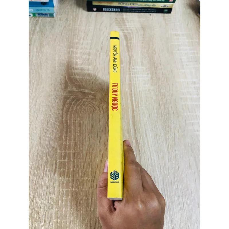 TƯ DUY NGƯỢC 1064470