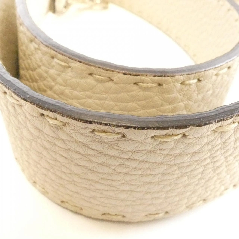 Túi Boston Fendi SELLERIA LEI 8BL137 8AT - Hàng hiệu Chính hãng 803376