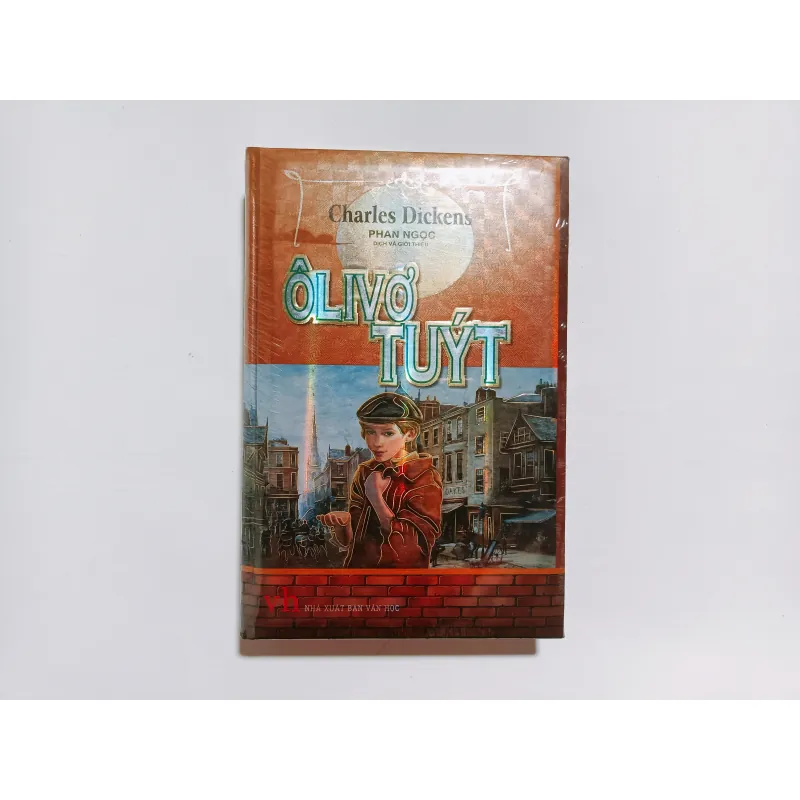 Ôlivơ Tuýt - Charles Dickens 797323