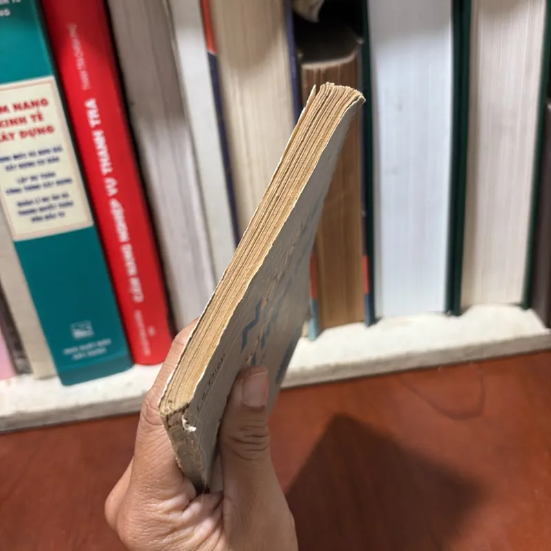 II Truyện Ngắn: Người Lái Xe Có Con Chim Hoạ Mi - Lê Điệp - 1981 751019