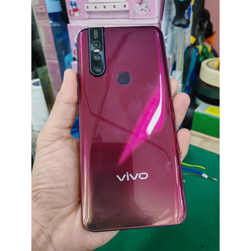 Điện thoại vivo v15 6/128gb camera thò thụt 502827