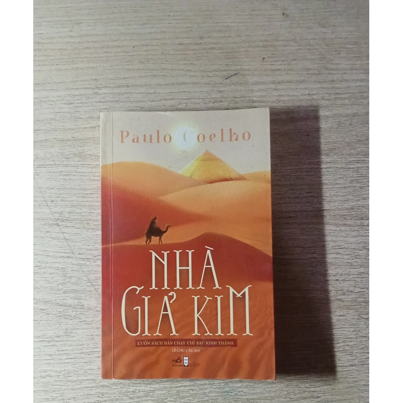 Nhà giả kim của Paulo Coelho  469574