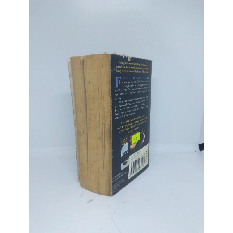 [Phiên Chợ Sách Cũ] Across the Face of the world Russell Kirkpatrick 2303 417414