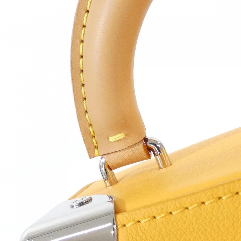 Túi Louis Vuitton Hộp Dọc 2022SS M59666 617758