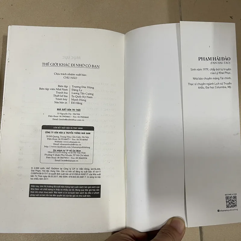 Thế giới khác đi nhờ có bạn - Lý Khai Phục  (c43) 720227