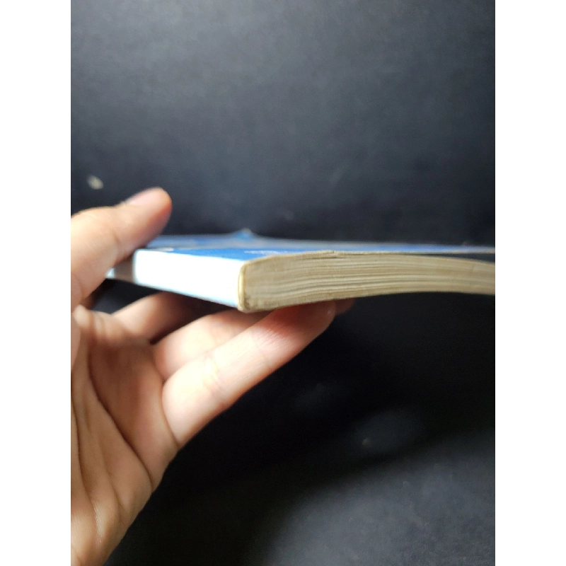 Kỷ niệm không quên mới 80% bẩn bìa, ố nhẹ, có chữ ký trang đầu 2006 HCM1001 Nhiều tác giả VĂN HỌC 917746