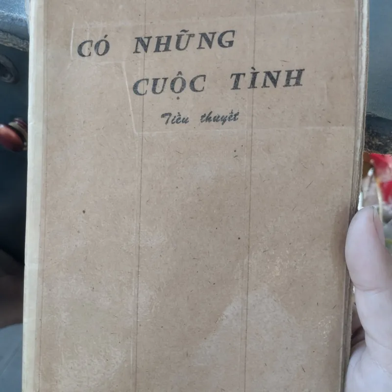 Có Những Cuộc Tình của tác giả Vũ Gia.
(1988) 573963