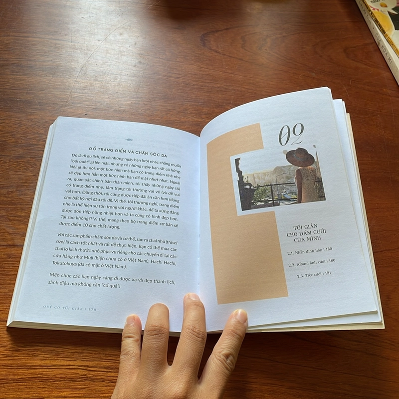 II Sách Kỹ Năng: Quý Cô Tối Giản (Từ Tối Giản Đến Thịnh Vượng) - ALEX TU - 2018 498383