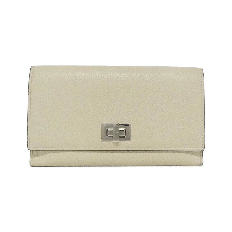 Ví Fendi Peekaboo 8M0437 A91B 622063