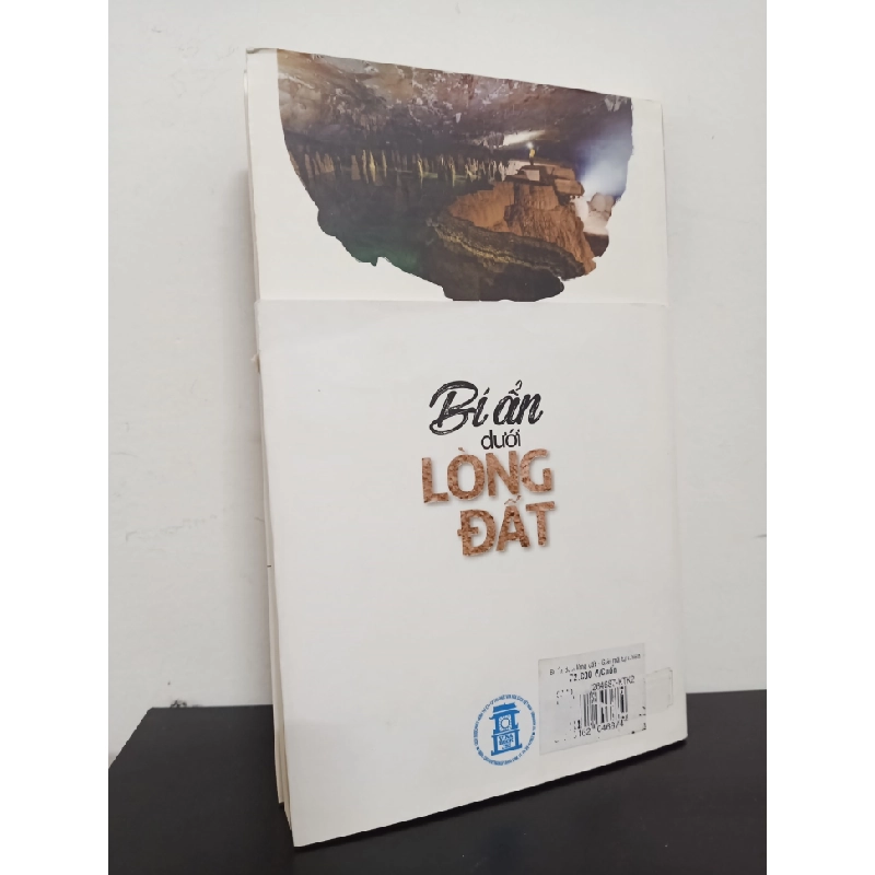 Bí Ẩn Dưới Lòng Đất (2017) - Khương Vĩnh Dục Mới 90% HCM.ASB0602 356091