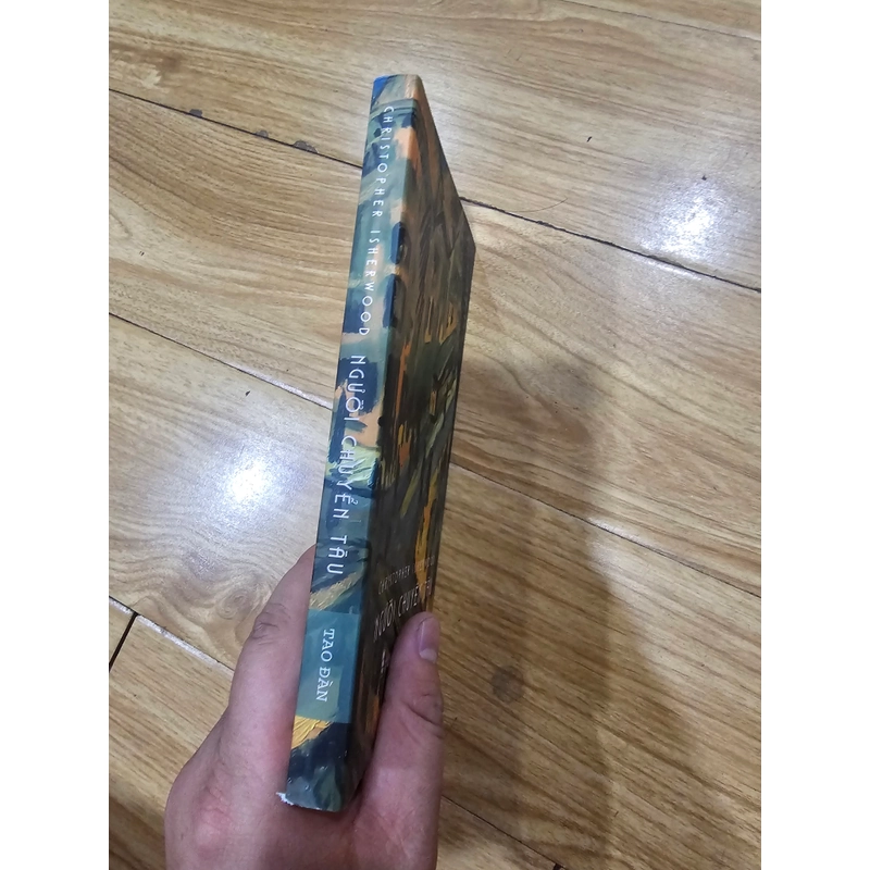 Người chuyển tàu
69k (bìa 138k) 453179