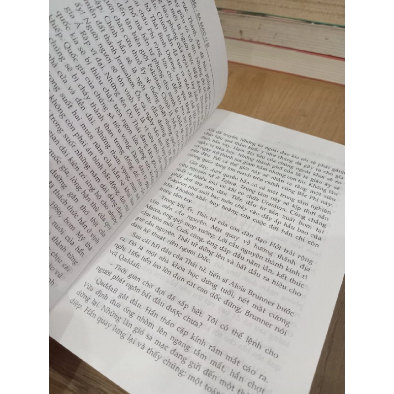 Biển lửa - Steve Shagan 728071